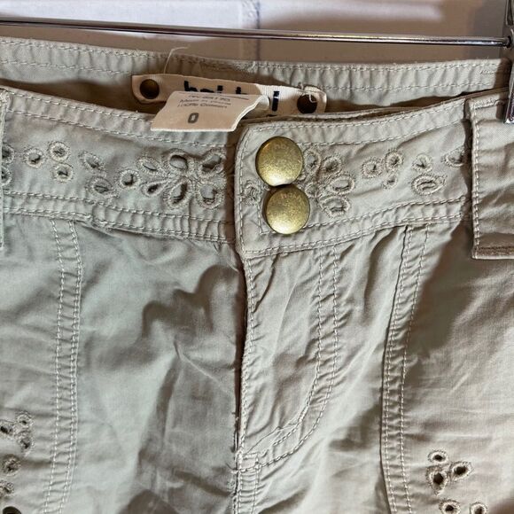 Anthro Hei Hei Khaki Eyelet Trim Capri Pan… - Picture 7 of 11